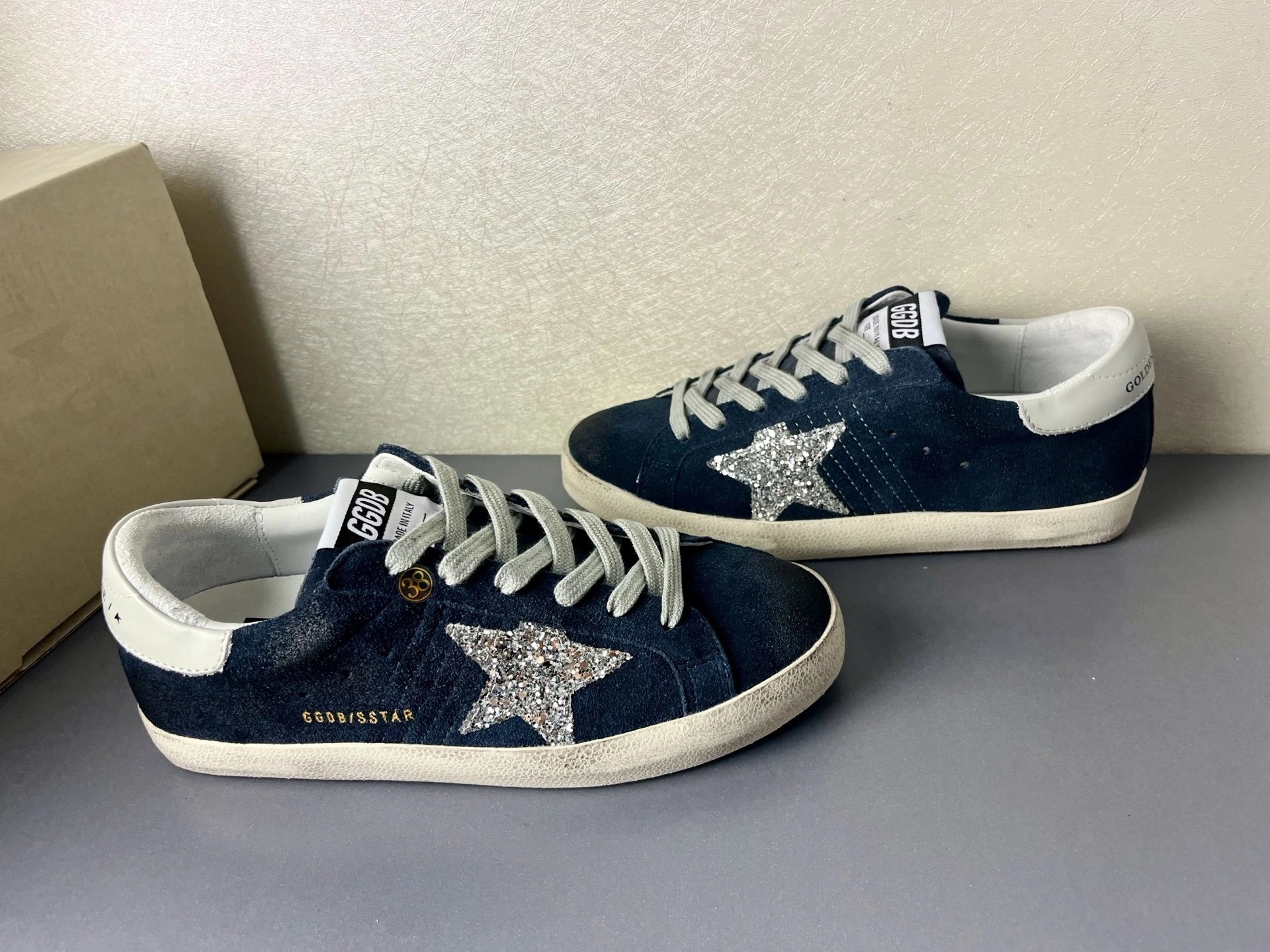 OOBB-- 6642 GWF00101.F007201.50918 Super cowhide item:E-X018I2308